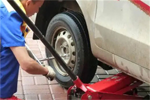 安徽附近拖车24小时服务热线电话