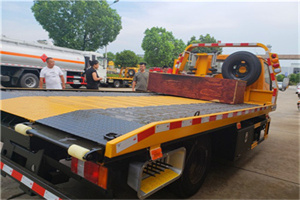 安徽附近拖车电话号码服务