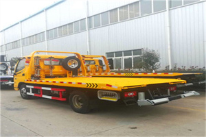 安徽附近拖车救援搭电